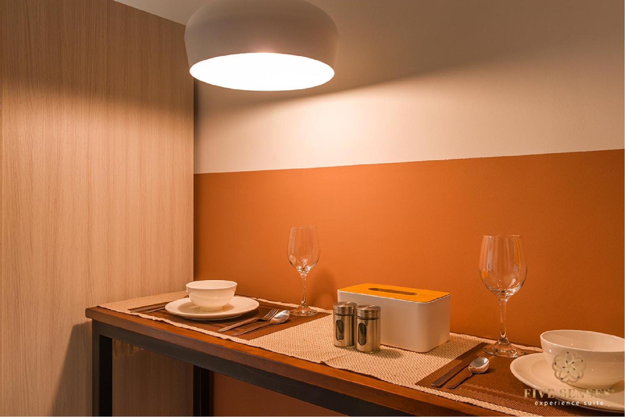 Neu Suites Signature Suites, Klcc Κουάλα Λουμπούρ Δωμάτιο φωτογραφία